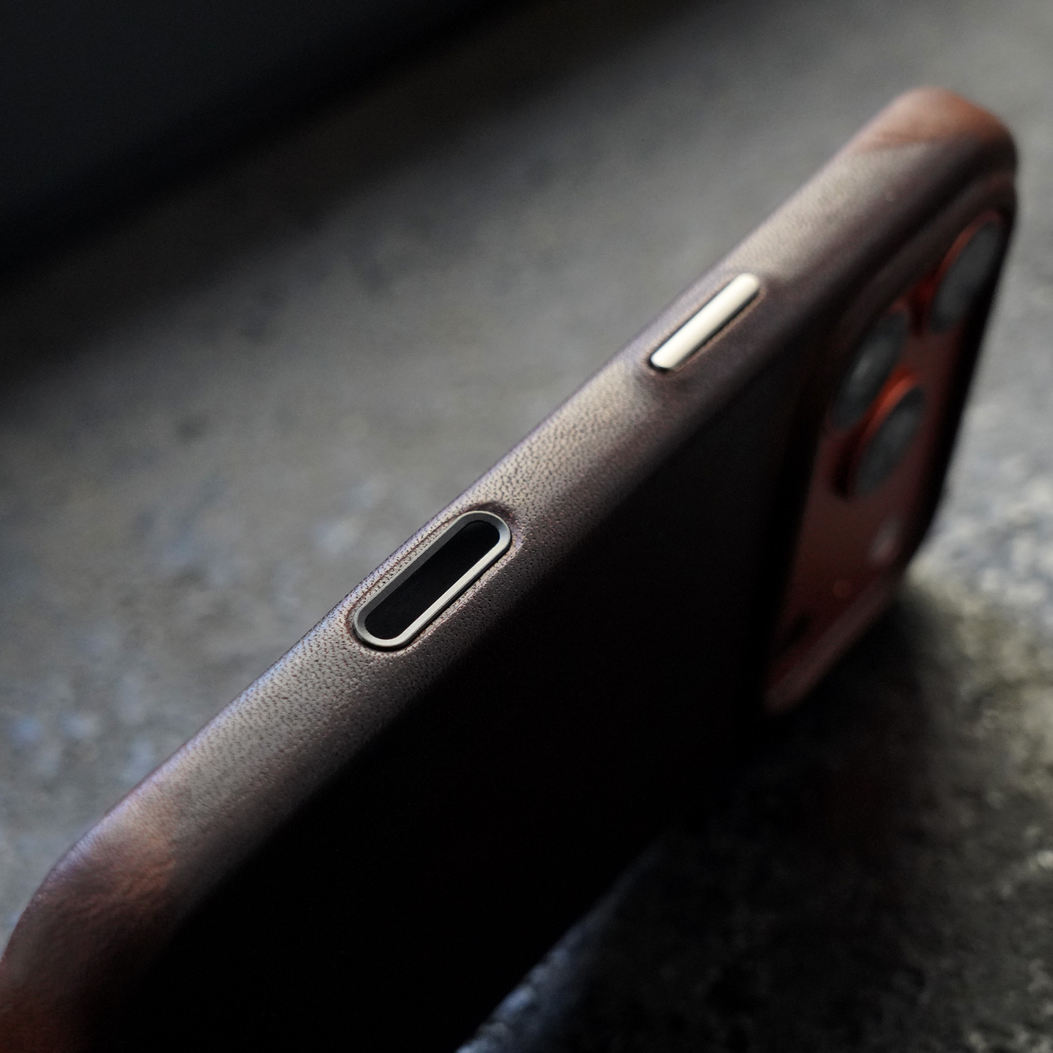 YMW Horween Dublin Genuine Lea - Phone Cases Dublin avis et prix