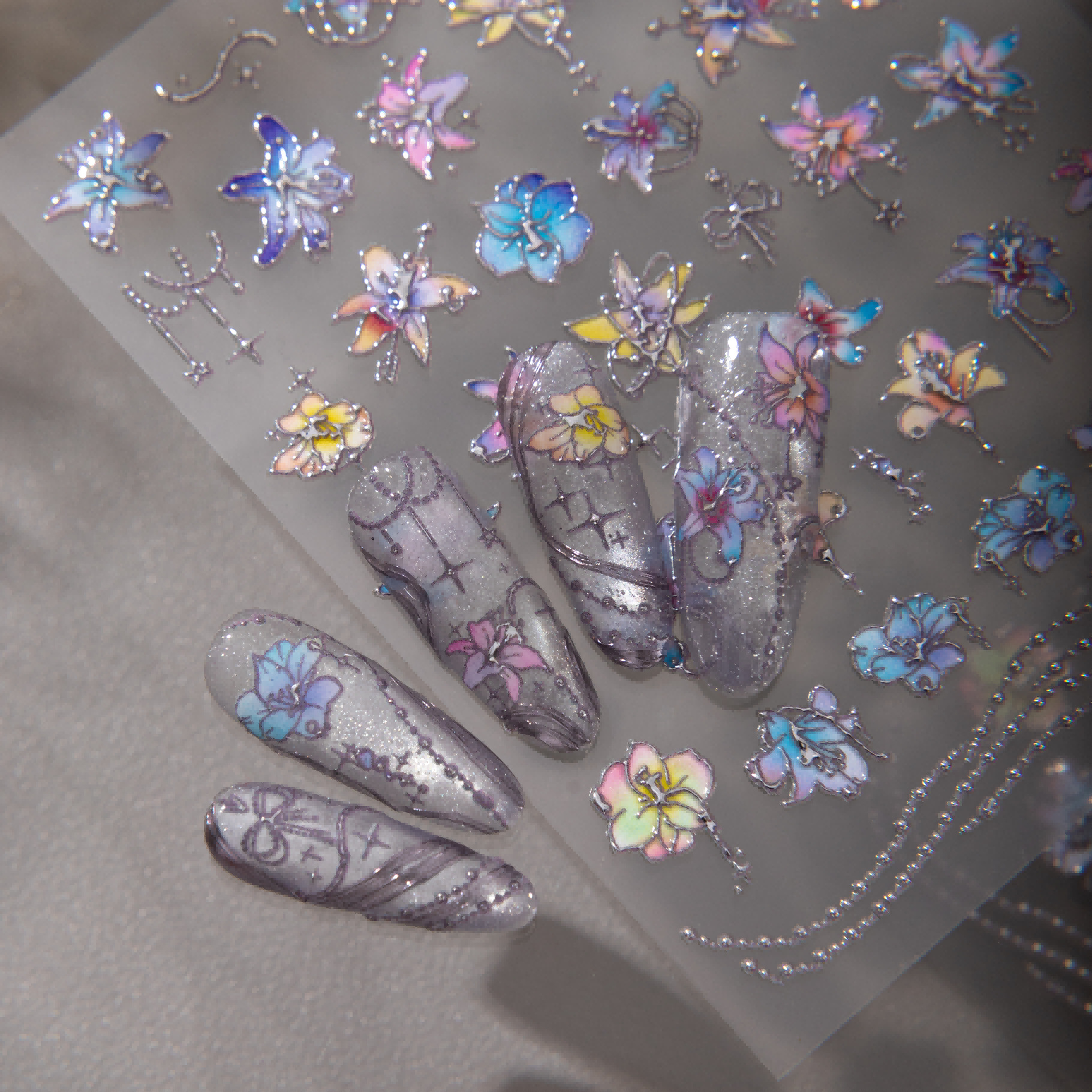 Iridescent Floral Nail Sticker - Phone Cases Viral avis et prix
